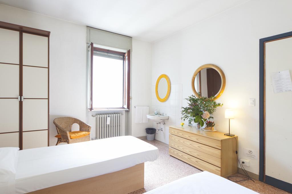 Ostellolinda Milano Exteriör bild
